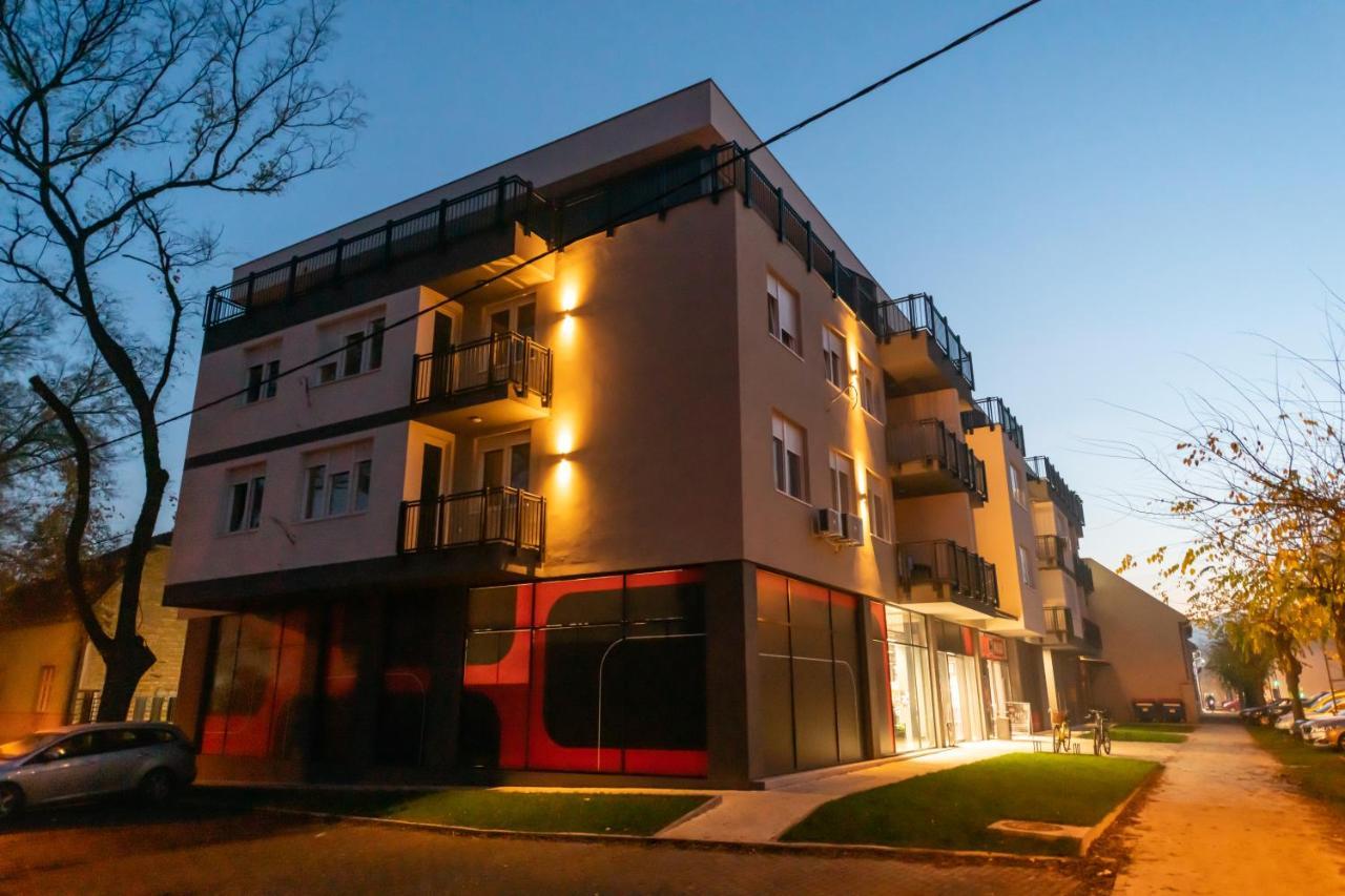 Family Resort Subotica Apartments Luaran gambar