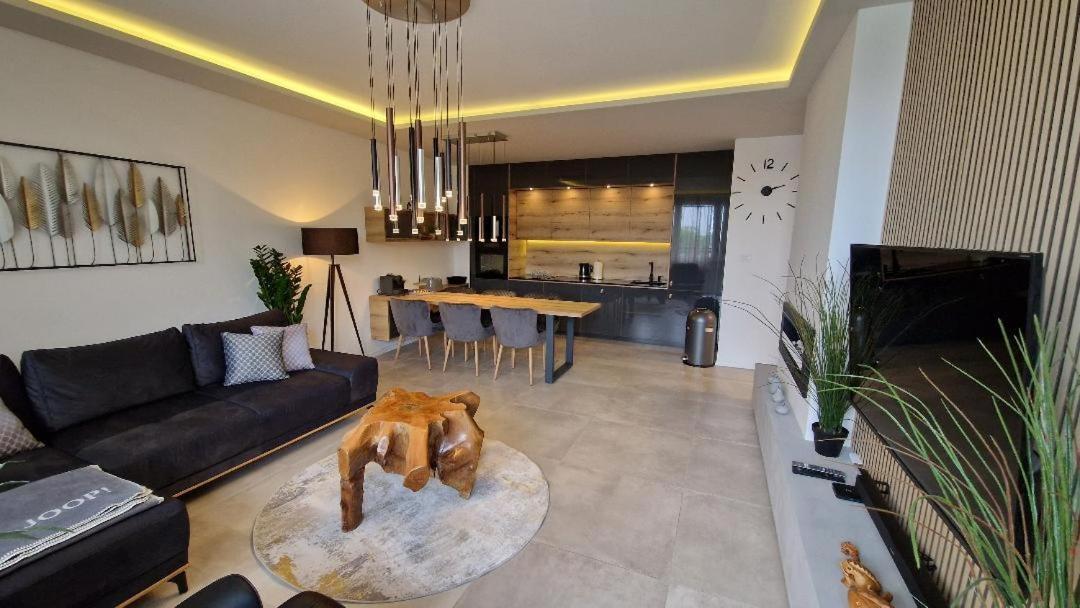 Family Resort Subotica Apartments Luaran gambar